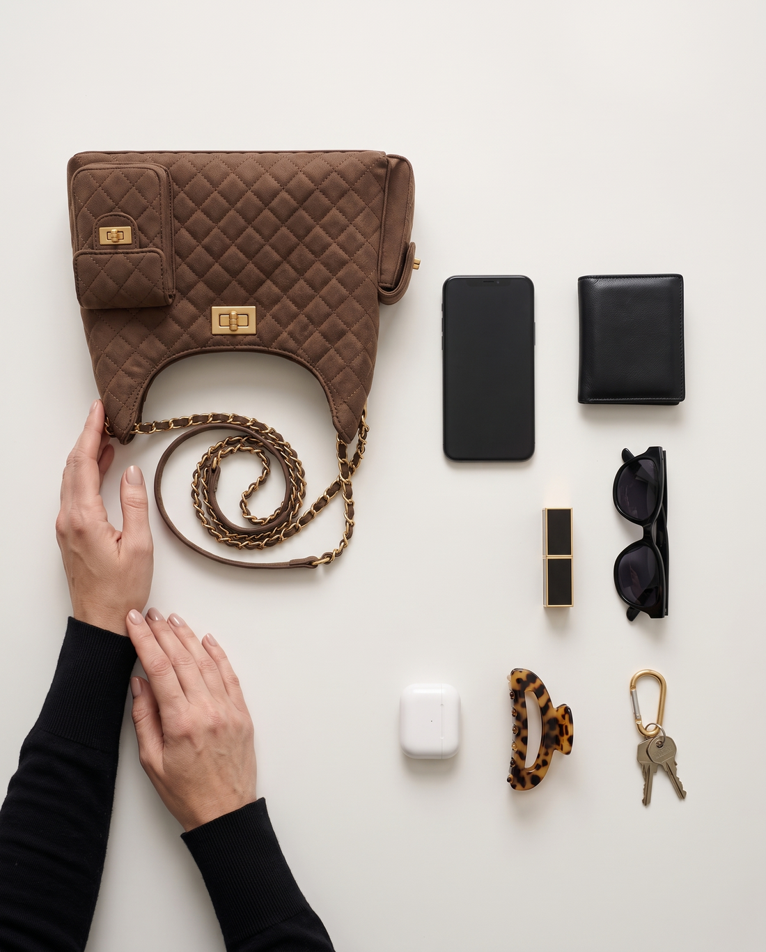 Nuit Quilted Shoulder Bag