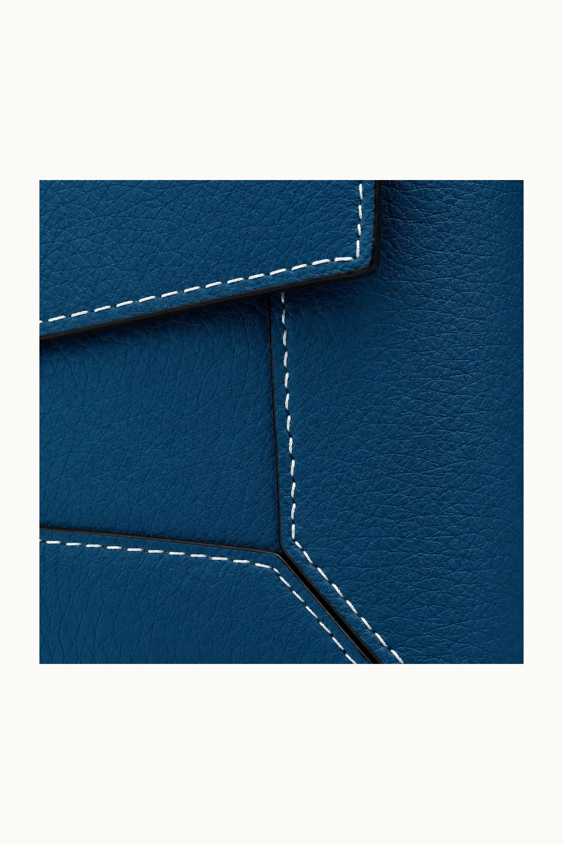 variant:loch-blue